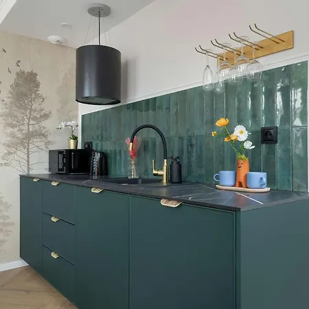 Elegant For 2 Guests Near Spodek By Renters Apartmán *