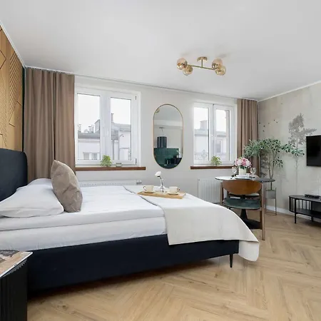 Elegant For 2 Guests Near Spodek By Renters Apartmán