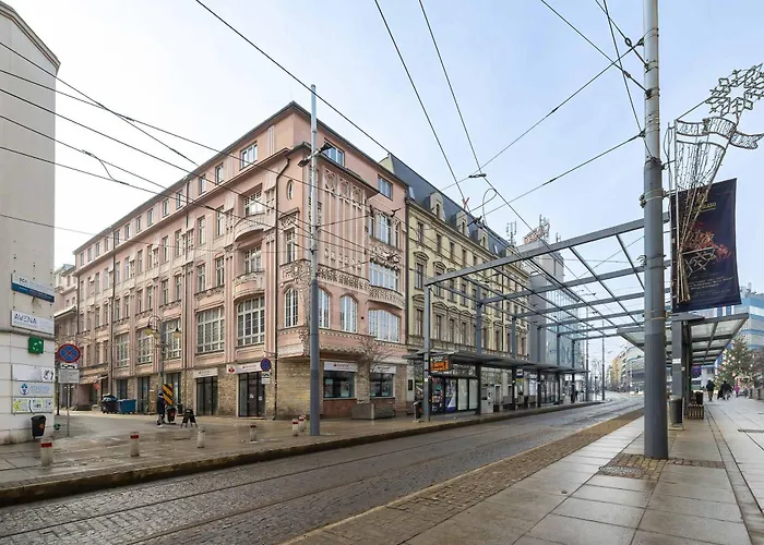 Elegant For 2 Guests Near Spodek By Renters Apartmán *